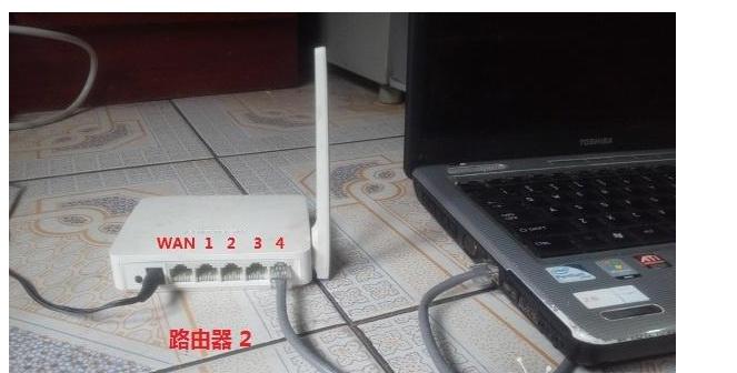 如何利用一台光猫连接两个路由器实现更强的网络信号覆盖 